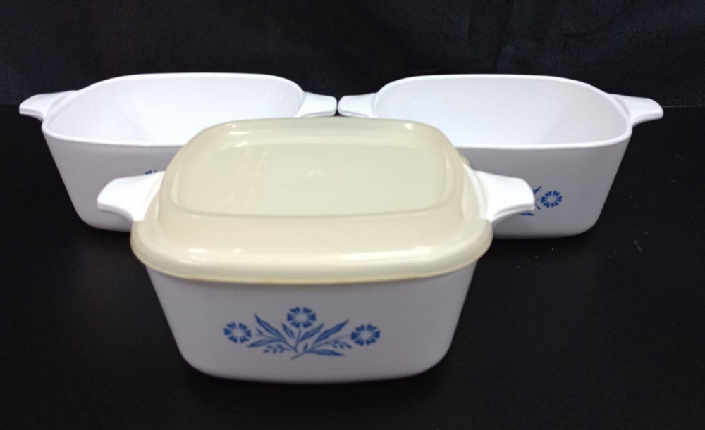 Vintage Corning Ware Cornflower Blue 3 22 Ounce Dishes W/Lid P-43-B